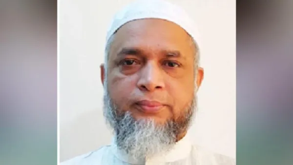 ইউজিসির সচিবকে অপসারণের দাবি জানিয়ে প্রধান উপদেষ্টাকে স্মারকলিপি