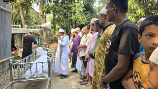 নিজ গ্রামে দাফন হলো দক্ষিণ আফ্রিকায় নিহত কামরুলের 