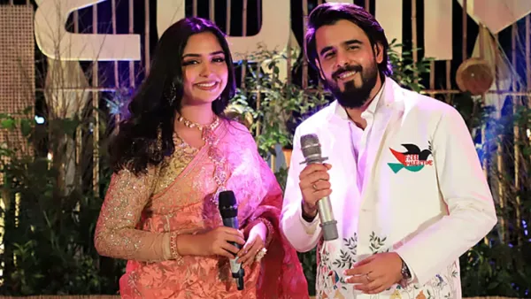 কণ্ঠশিল্পী হিসেবে নায়ক-নায়িকার আত্মপ্রকাশ