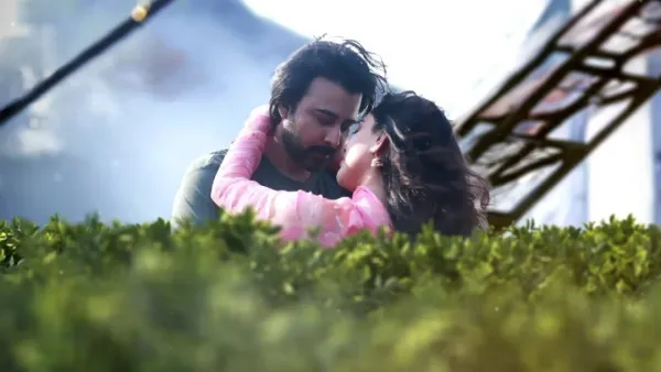 গানে গানে নিশো-তমার প্রেমের গল্প