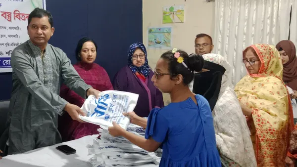 সুইড বাংলাদেশ বুদ্ধি প্রতিবন্ধী বিদ্যালয়ের শিক্ষার্থীরা পেল ঈদ উপহার