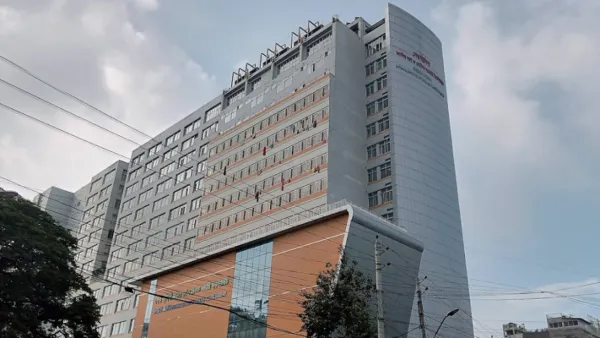 গ্যাস লিকেজের আগুনে একই পরিবারের ৩ জন দগ্ধ