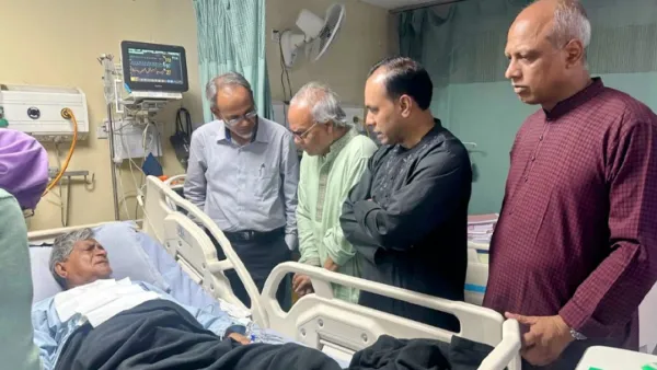 সুব্রত চৌধুরীকে দেখতে ল্যাবএইড হাসপাতালে রিজভী