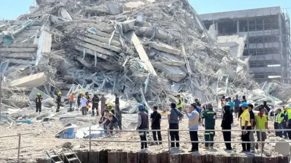 ব্যাংককে ভূমিকম্পে ধসে পড়ল ভবন, আটকা ৪৩ 