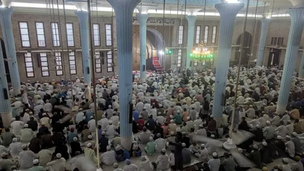 বায়তুল মোকাররমে ঈদুল ফিতরের ৫ জামাত অনুষ্ঠিত