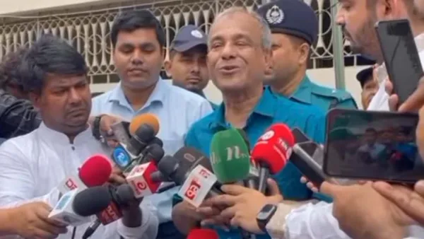 কোন পত্রিকা কী বলে তা নিয়ে মন্তব্য করতে চাই না: স্বরাষ্ট্র উপদেষ্টা