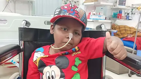 জুলাই গণ-অভ্যুত্থানে মাথায় গুলিবিদ্ধ মুসা দেশে ফিরেছে