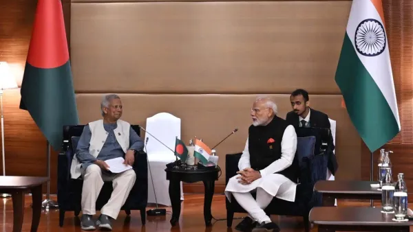 ব্যাংককে বৈঠকে ড. ইউনূস-নরেন্দ্র মোদি