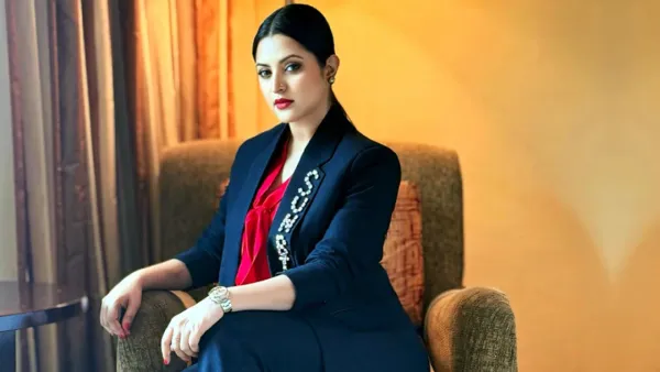 সিসিটিভির ফুটেজ চায় পরীর গৃহকর্মী, মামলার পরিকল্পনা