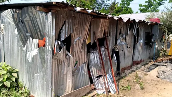 ঝিনাইদহে বিএনপি-যুবদল নেতার দ্বন্দ্বে বাড়িঘর ভাঙচুর-লুটপাট