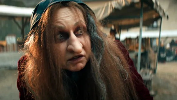 টিভিতে ‘ডোয়ার্ফস লং নোজ’র প্রিমিয়ার