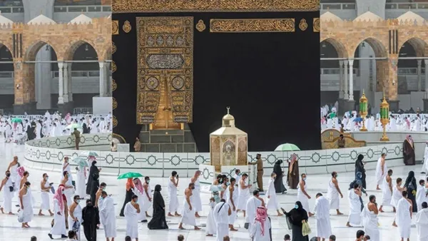 হজের জন্য ওমরাহ পালনে নিষেধাজ্ঞা