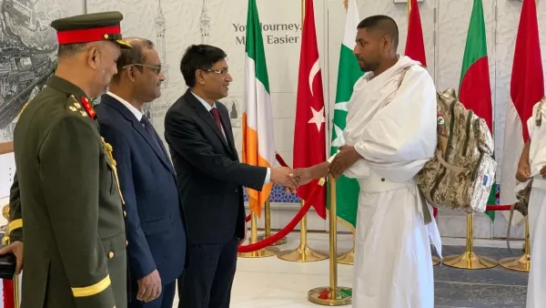 সৌদি আরবে পৌঁছেছে বাংলাদেশের প্রথম হজ ফ্লাইট