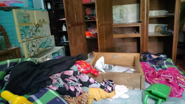 মির্জাগঞ্জে দুর্ধর্ষ ডাকাতি