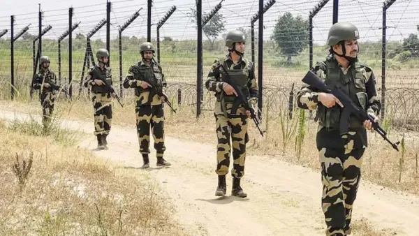 এবার এসএসসি পরীক্ষার্থীসহ ২ জনকে ধরে নিয়ে গেছে বিএসএফ