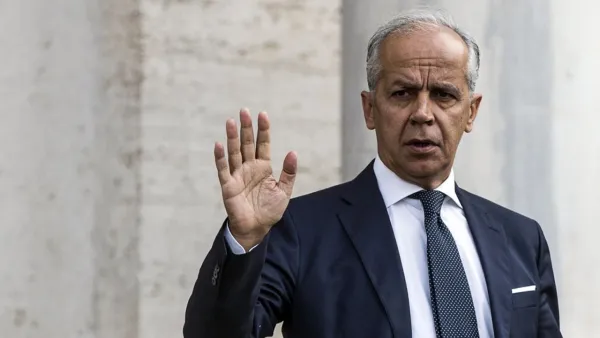 ঢাকায় আসছেন ইতালির স্বরাষ্ট্রমন্ত্রী