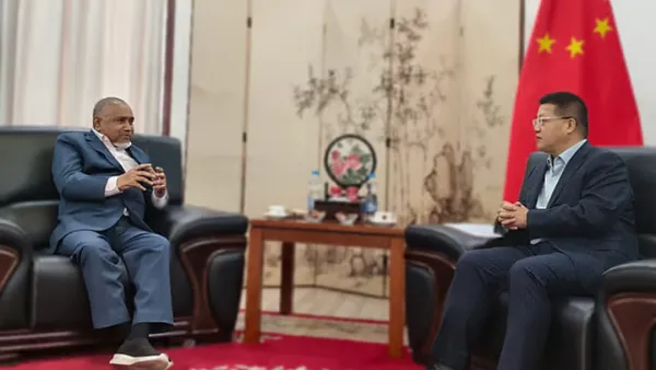 চীনা রাষ্ট্রদূতের সঙ্গে জামায়াতের নায়েবে আমির ডা. তাহেরের সাক্ষাৎ