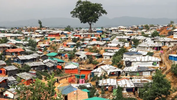 সীমান্তের ওপারে সহিংসতা, বাড়ছে রোহিঙ্গা অনুপ্রবেশ