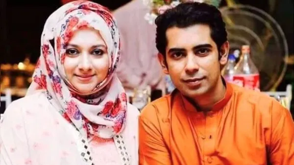 বিমানবন্দরে আন্দালিব রহমান পার্থর স্ত্রীকে বিদেশ যেতে বাধা