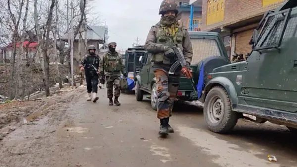 কাশ্মীরে ভারতীয় বাহিনীর অভিযান, নিহত ৩