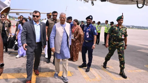 চট্টগ্রামে পৌঁছেছেন প্রধান উপদেষ্টা