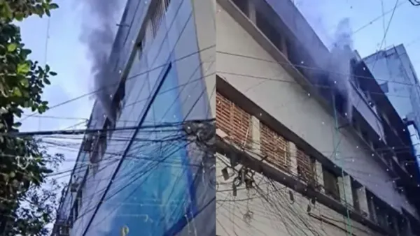 মতিঝিলের আবাসিক ভবনের আগুন নিয়ন্ত্রণে