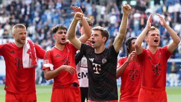 বড় জয় ও কেইনের রেকর্ডে বায়ার্নের মৌসুম শেষ