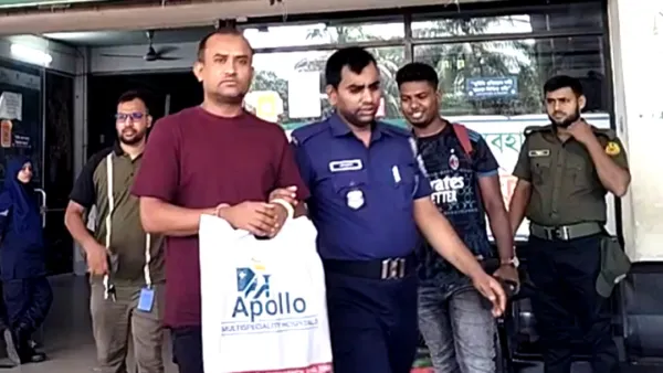 ভারতে পালানোর সময় কেন্দ্রীয় যুবলীগ নেতা গ্রেপ্তার