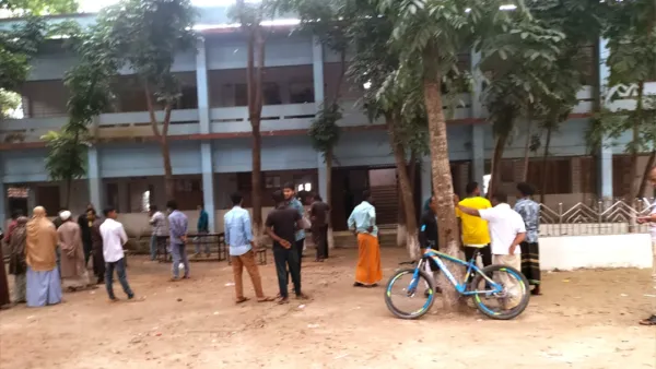 হঠাৎ অসুস্থ বিদ্যালয়ের অর্ধশতাধিক শিক্ষার্থী