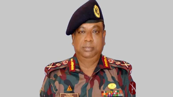 স্ত্রীসহ বিজিবির সাবেক ডিজির ৮ ব্যাংক হিসাব অবরুদ্ধ