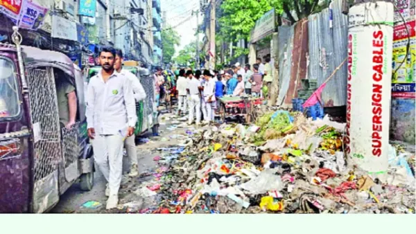 শিক্ষা প্রতিষ্ঠান ঘিরে কেন ডাস্টবিন