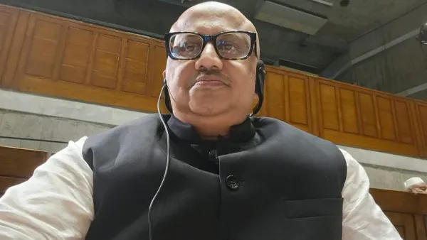 সাবেক প্রতিমন্ত্রী মুরাদ হাসানকে আদালতে হাজির হওয়ার নির্দেশ