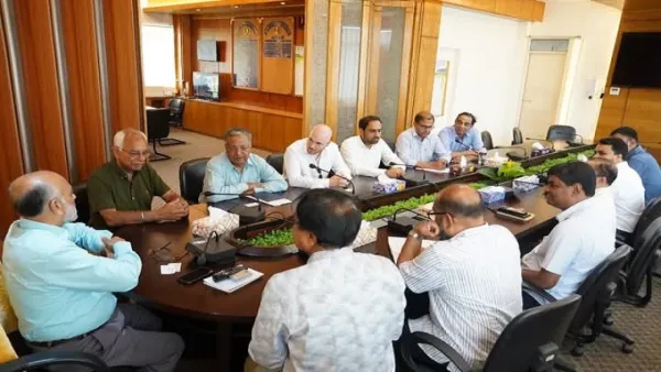 বার্মিংহাম সিটি বিশ্ববিদ্যালয়ের গবেষক দলের সঙ্গে বাকৃবির উপাচার্যের মতবিনিময়