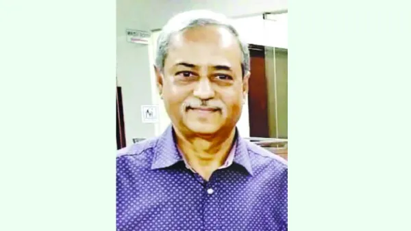 ভয়ে লিখব নাকি নির্ভয়ে লিখব