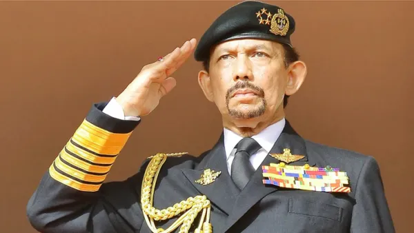 সম্মেলনের মাঝেই ‘অসুস্থ’ ব্রুনাইয়ের সুলতান, হাসপাতালে ভর্তি