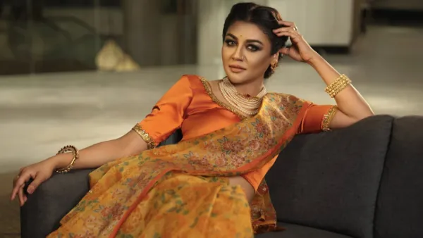 আসছে ‘অর্ধাঙ্গিনী’র সিক্যুয়েল, থাকছেন জয়া