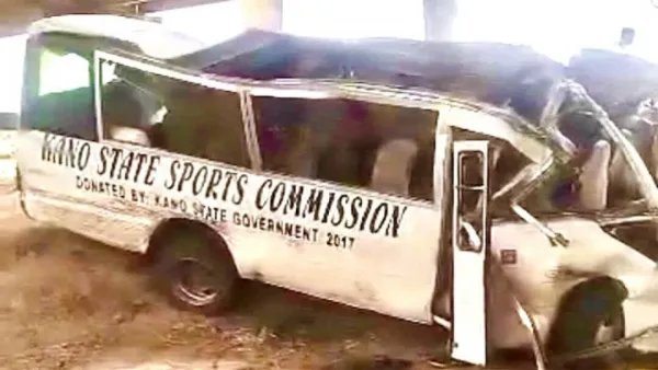 নাইজেরিয়ায় বাস দুর্ঘটনায় ২১ ক্রীড়াবিদ নিহত