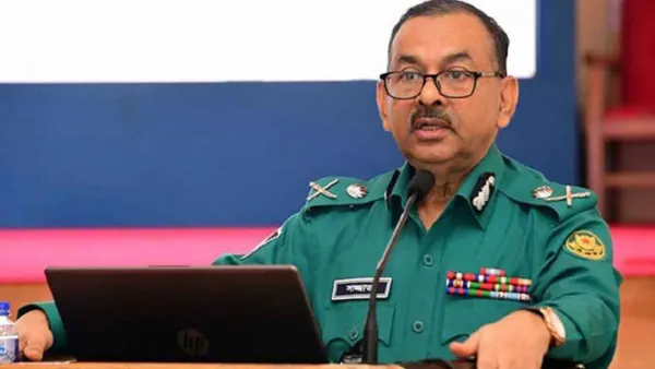 হাসিলের বাইরে অতিরিক্ত অর্থ নেওয়া যাবে না: ডিএমপি কমিশনার