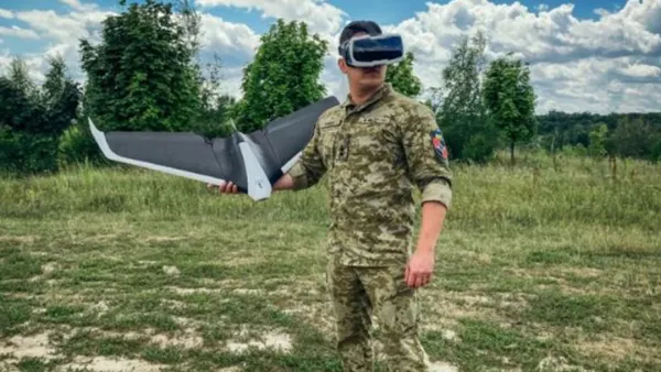 রুশ ঘাঁটিতে ইউক্রেনের ব্যাপক ড্রোন হামলা