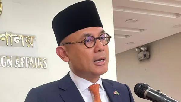 বাংলাদেশিদের অন অ্যারাইভাল ভিসা দেওয়ার চিন্তা ইন্দোনেশিয়ার  