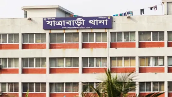 যাত্রাবাড়ীতে কাভার্ডভ্যানের চাপায় বৃদ্ধ নিহত