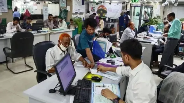 শেষ কর্ম দিবস আজ, ১০ দিনের ছুটিতে চাকরিজীবীরা