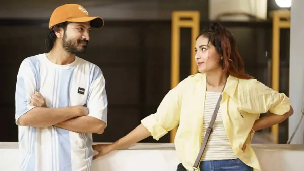 সৌভাগ্যবান ‘দম্পতি’ ইয়াশ-তটিনী