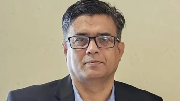 ‘ঘেউ ঘেউ করার জন্য পুরা ইউরোপে মাত্র ২০টা লোক পাইলো!’ 