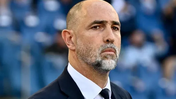 জুভেন্টাসের সঙ্গে চুক্তির মেয়াদ বাড়ালেন কোচ টুডর