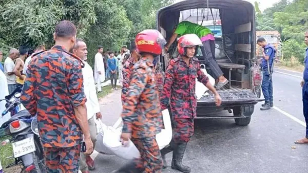 দিনাজপুরে বাস-ট্রাক সংঘর্ষে নিহত ৫