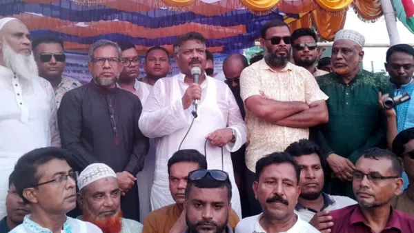 আগে মিছিল করার লোক পেতাম না, এখন নিজেই জায়গা পাই না: দুলু             