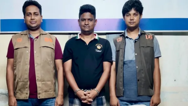 বগুড়ায় যুবলীগ সভাপতির ঘনিষ্ঠ সহযোগী হৃদয় ব্যাপারী গ্রেপ্তার