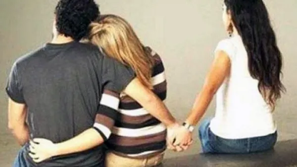 বন্ধুর স্ত্রীর সঙ্গে আপত্তিকর অবস্থায় যুবককে ধরল জনতা