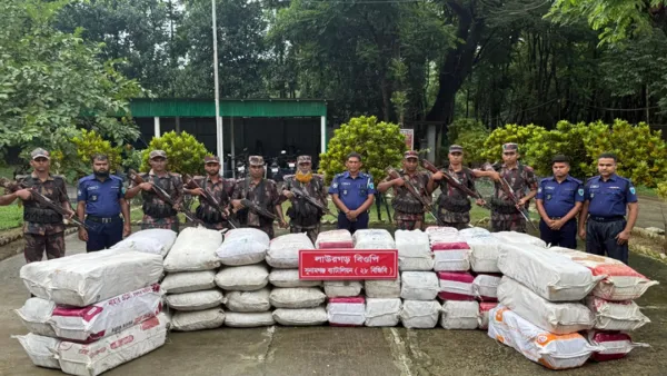 ২৬ লাখ টাকার ভারতীয় সিরামিক কাপ ও ফুসকা জব্দ